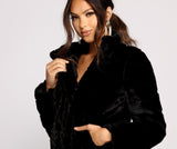 lutaotie So Extra Faux Fur Jacket