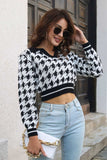 Lutaotie V Neck Houndstooth Knitted Crop Top