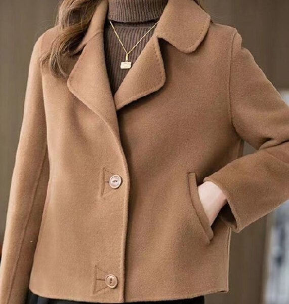 Camel Peter Pan Collar Woolen Coat Long Sleeve
