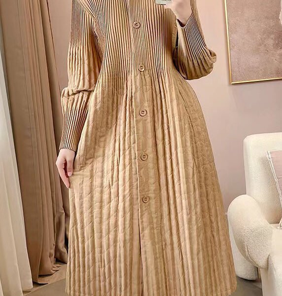 French Coffee Peter Pan Collar Wrinkled Thin Fine Cotton Filled Coats Spring